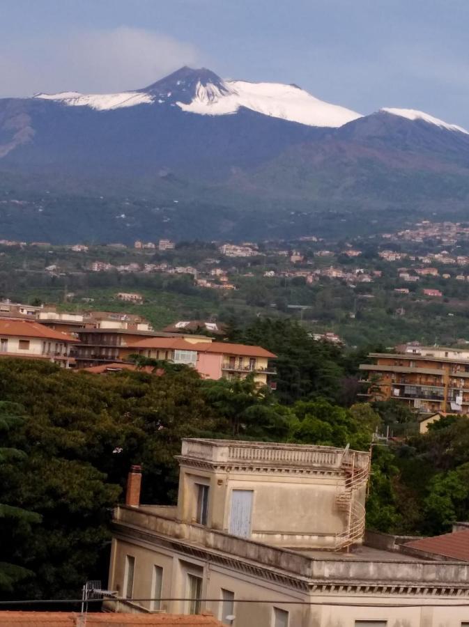 Апартаменты Casa Donna Rosaria Tra Etna E Taormina Рипосто Экстерьер фото